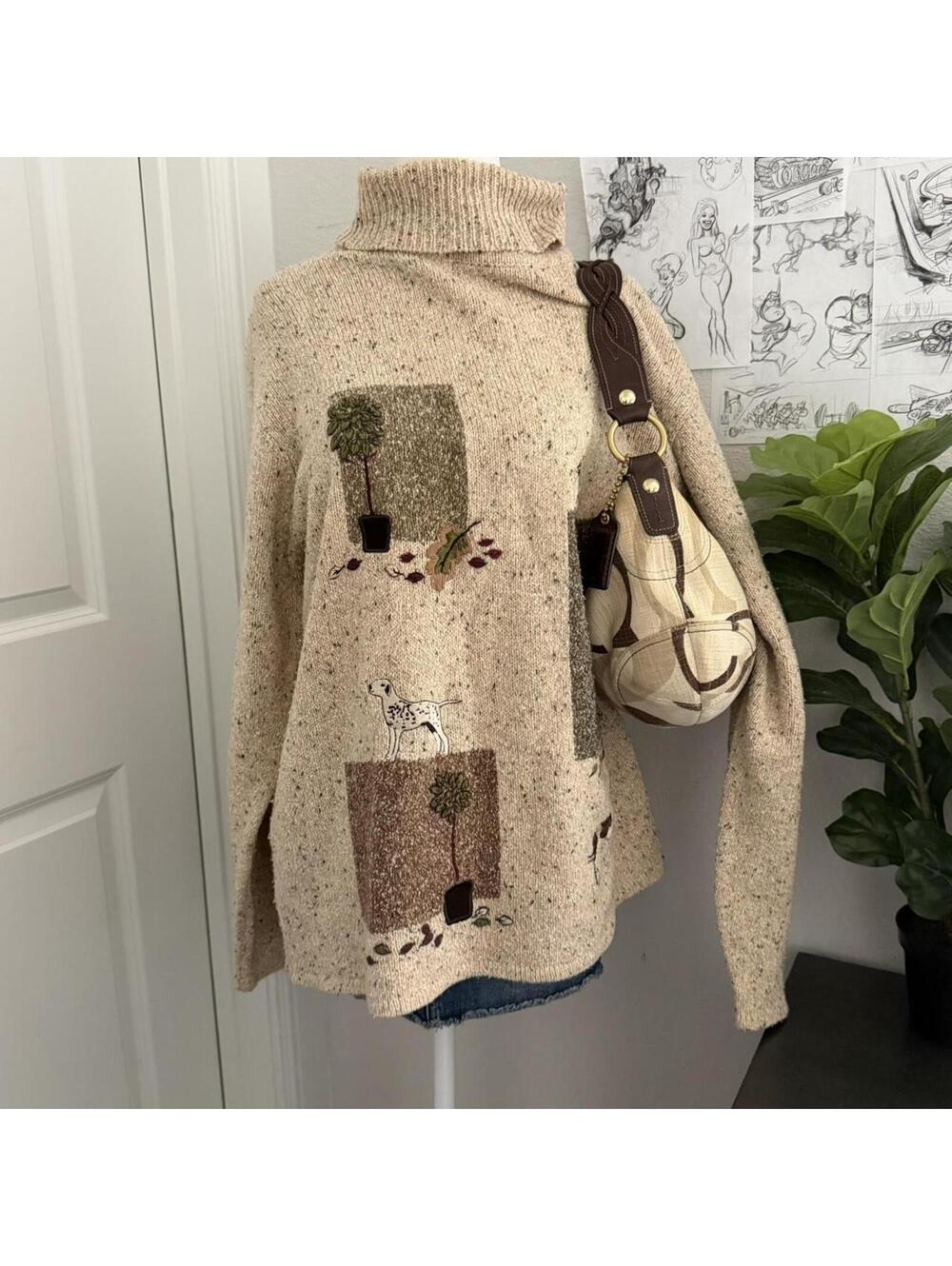 TanJay turtle neck printed sweater